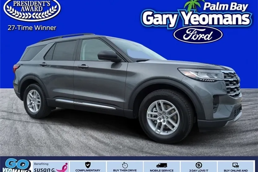 2025 Ford Explorer photo 1