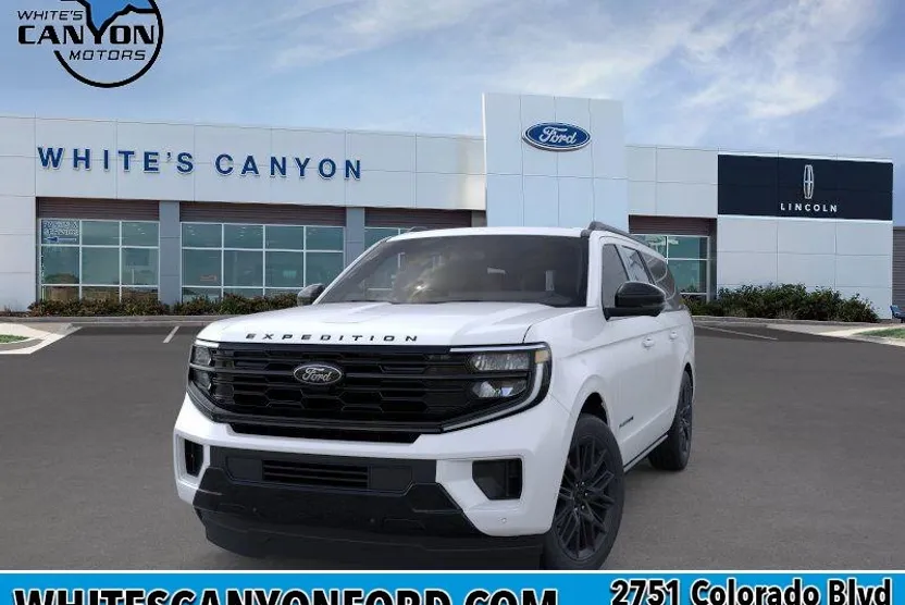 2025 Ford Expedition MAX Platinum photo 1