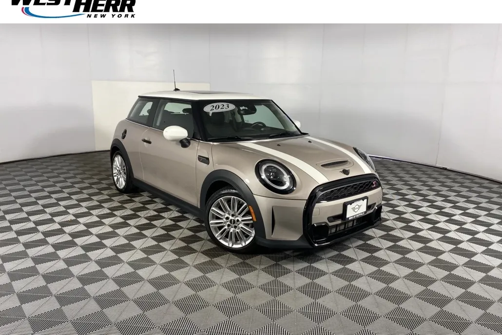 2023 Mini Cooper 2 Door Hardtop photo 1