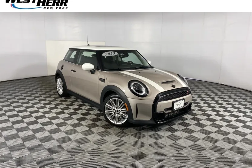 2023 Mini Cooper 2 Door Hardtop photo 1