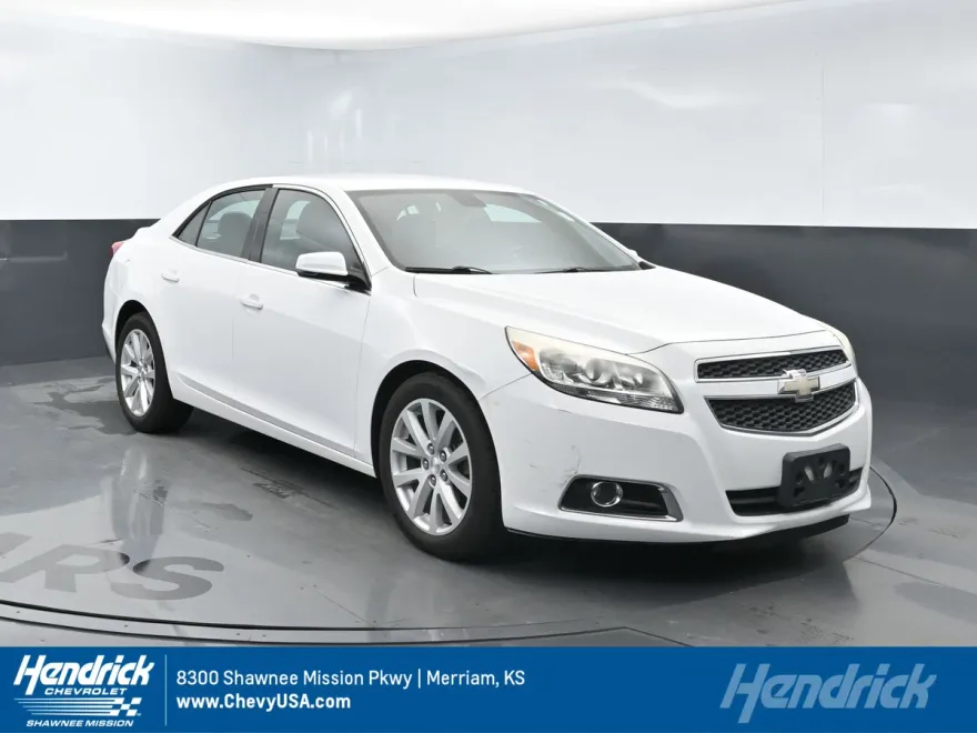2013 Chevrolet Malibu 2LT photo 1