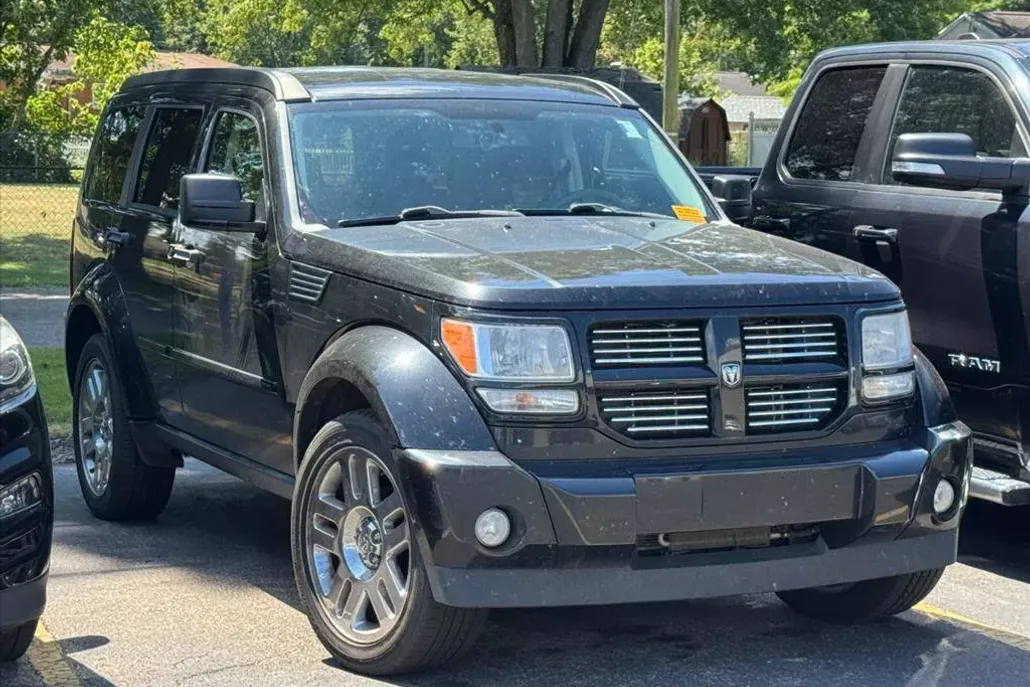 2011 Dodge Nitro Heat photo 1