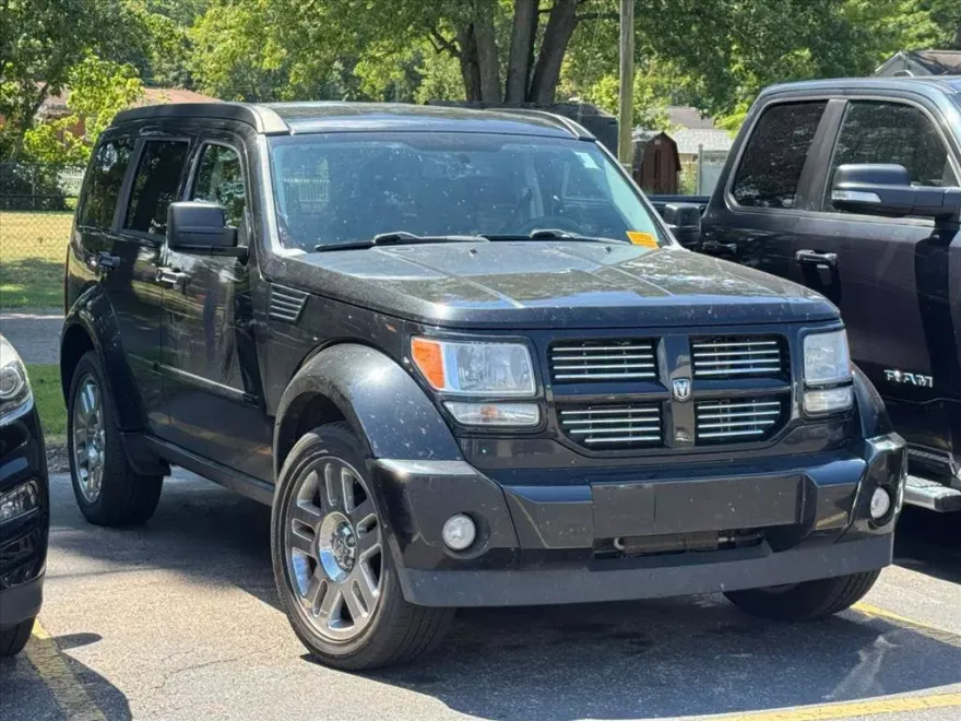 2011 Dodge Nitro Heat photo 1
