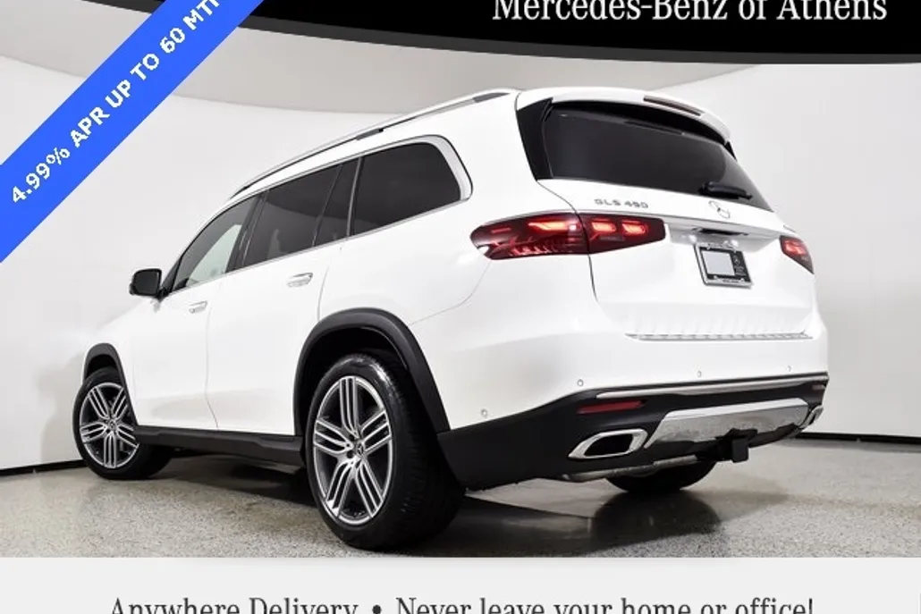 2025 Mercedes Benz GLS 450 4MATIC photo 1
