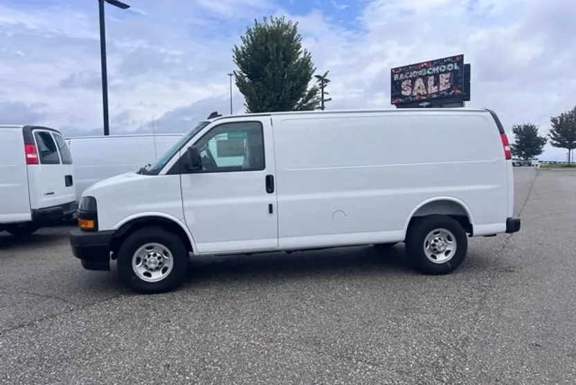 2025 Chevrolet Express Cargo 3500 Van photo 1