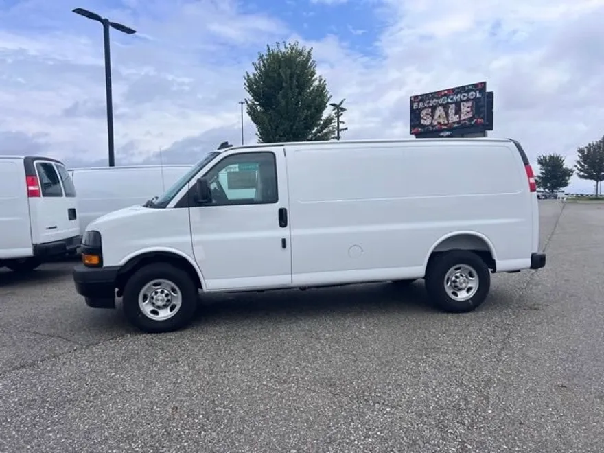 2025 Chevrolet Express Cargo 3500 Van photo 1