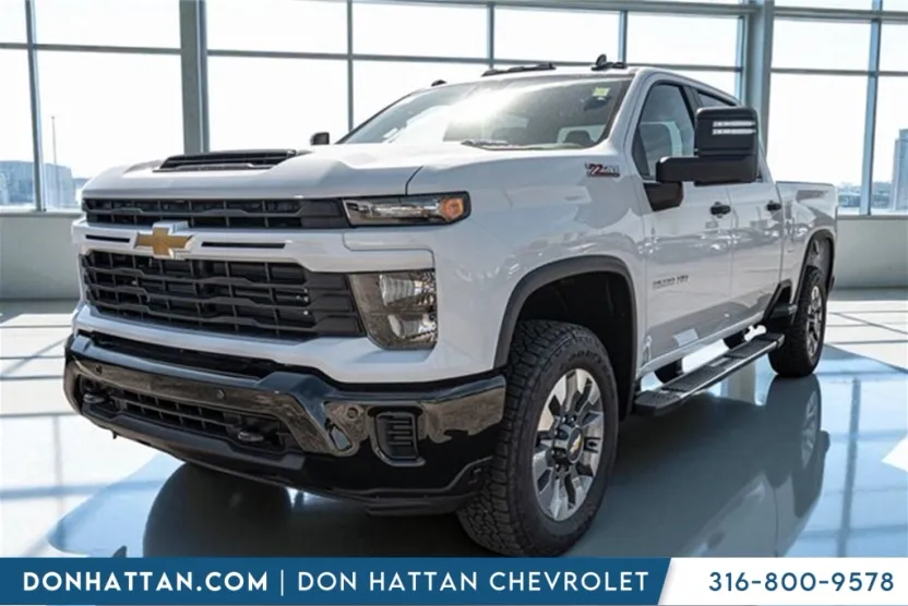 2026 Chevrolet Silverado 2500HD Custom photo 1