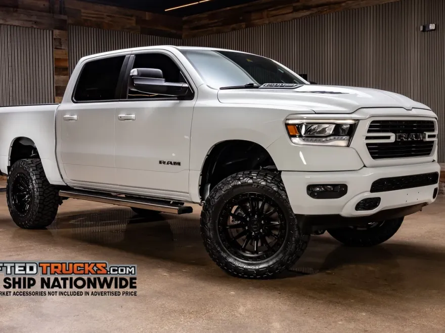 2024 Ram 1500 Laramie photo 1