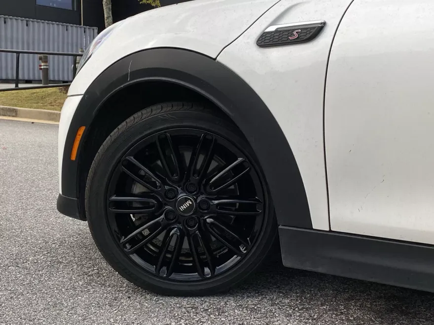 2024 Mini Cooper Convertible S photo 1