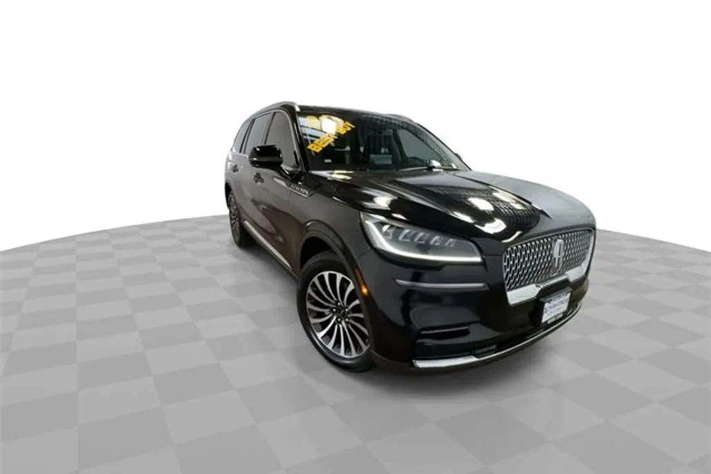 2023 Lincoln Aviator Standard photo 1