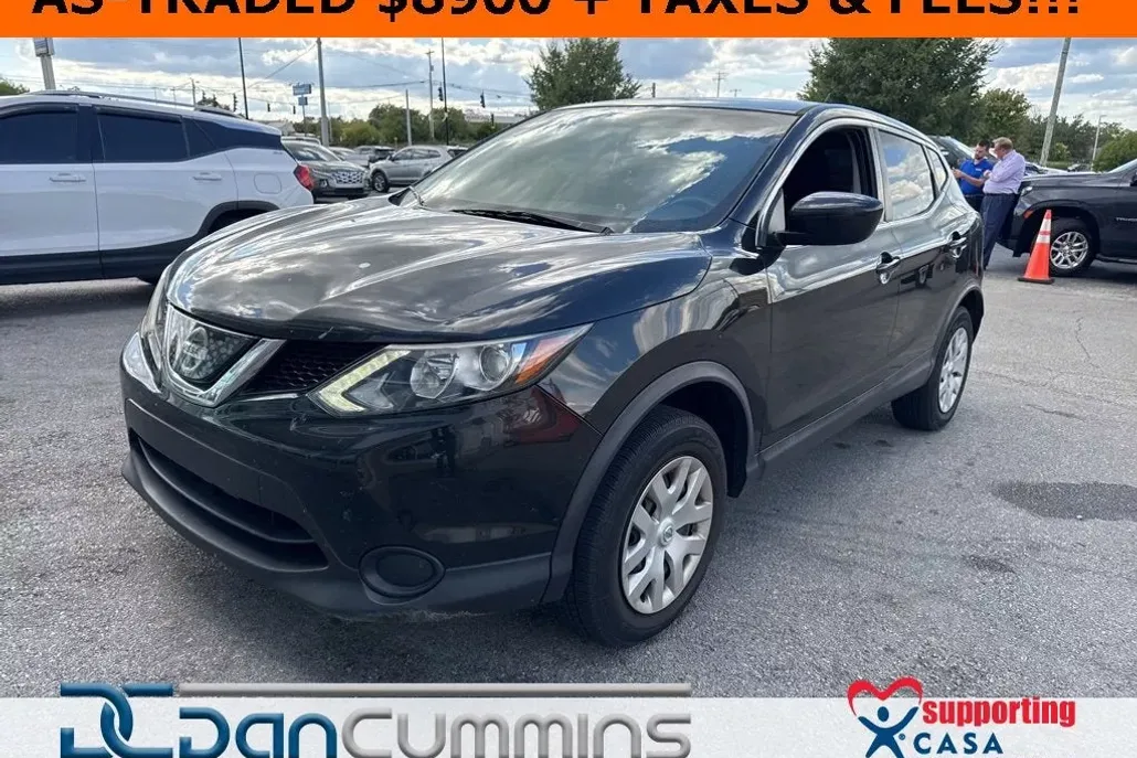 2018 Nissan Rogue Sport S photo 1
