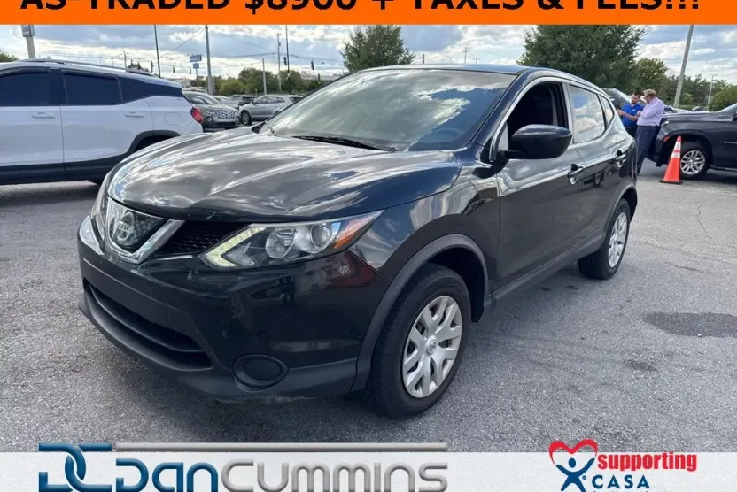 2018 Nissan Rogue Sport S photo 1