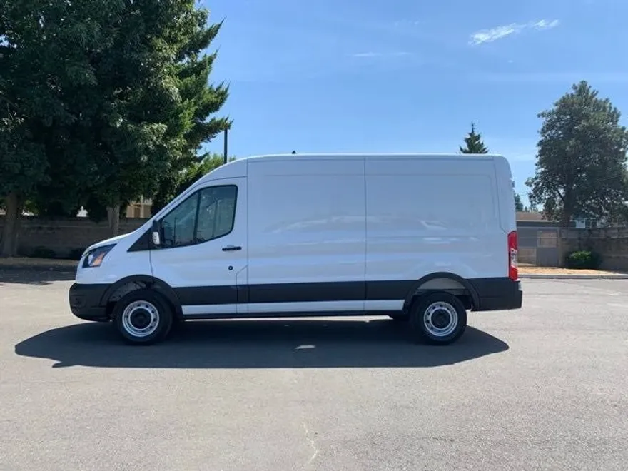 2025 Ford Transit photo 1