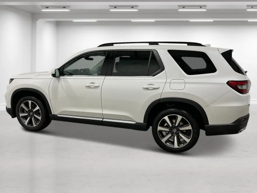 2025 Honda Pilot Elite photo 1