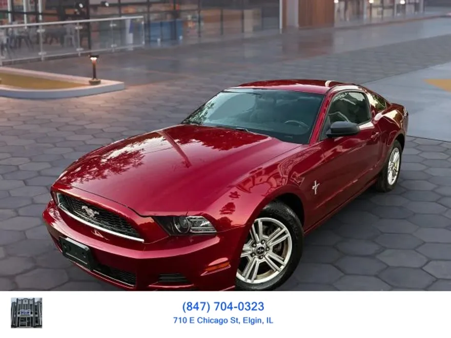 2014 Ford Mustang V6 photo 1