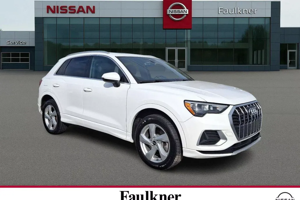 2021 Audi Q3 Premium 40 TFSI photo 1