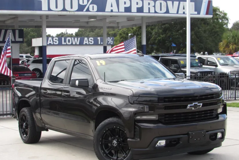 2019 Chevrolet Silverado 1500 RST photo 1