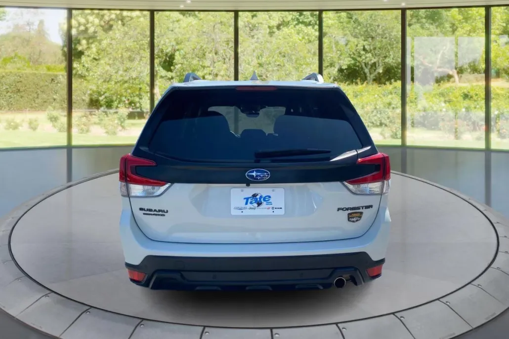 2023 Subaru Forester Wilderness photo 1
