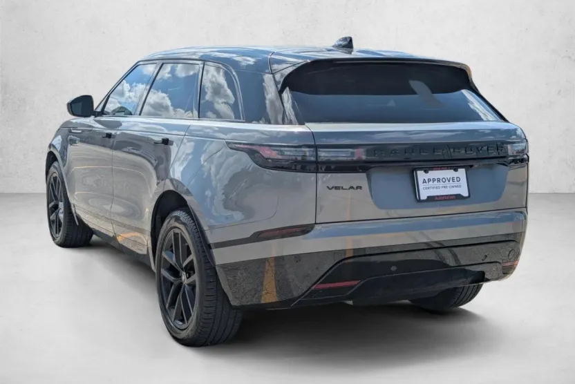 2024 Land Rover Range Rover Velar P250 Dynamic SE photo 1