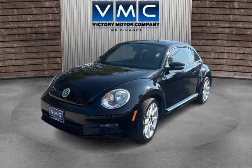 2013 Volkswagen Beetle TDI photo 1