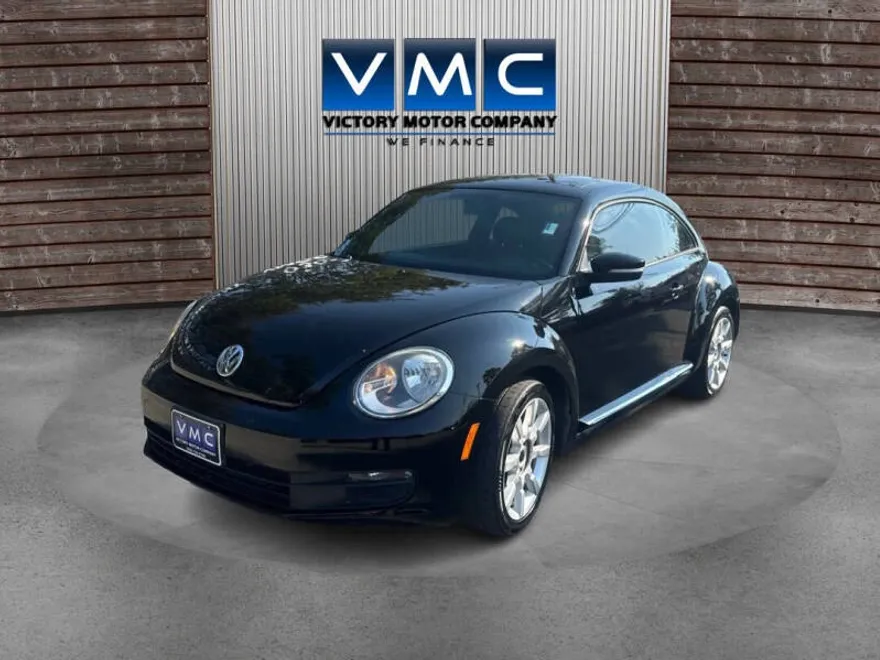 2013 Volkswagen Beetle TDI photo 1