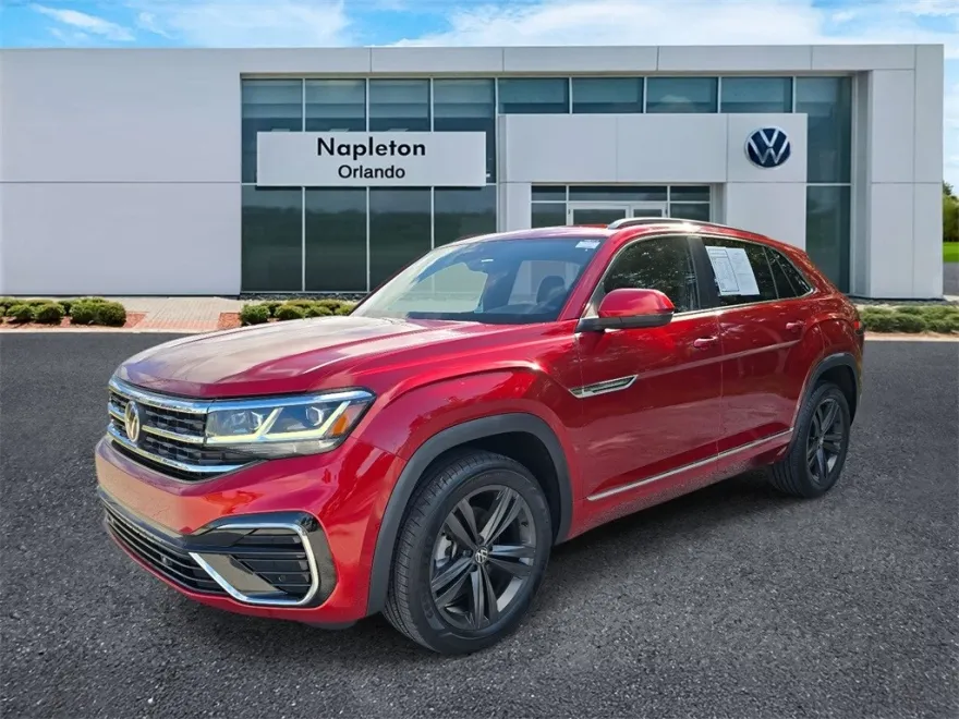 2022 Volkswagen Atlas Cross Sport V6 SEL R-Line photo 1