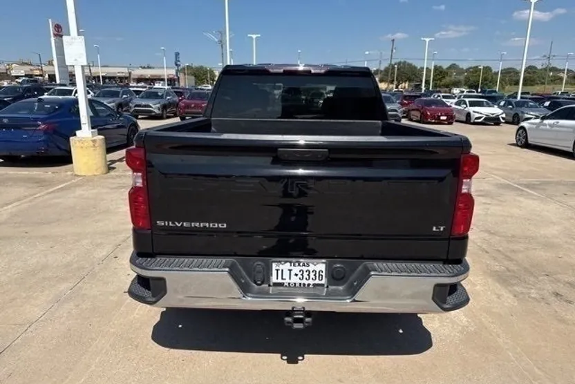 2023 Chevrolet Silverado 1500 LT photo 1