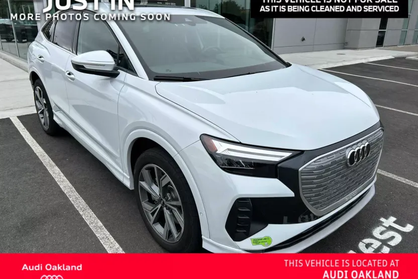 2022 Audi Q4 E-tron Sportback Premium Plus 50 photo 1