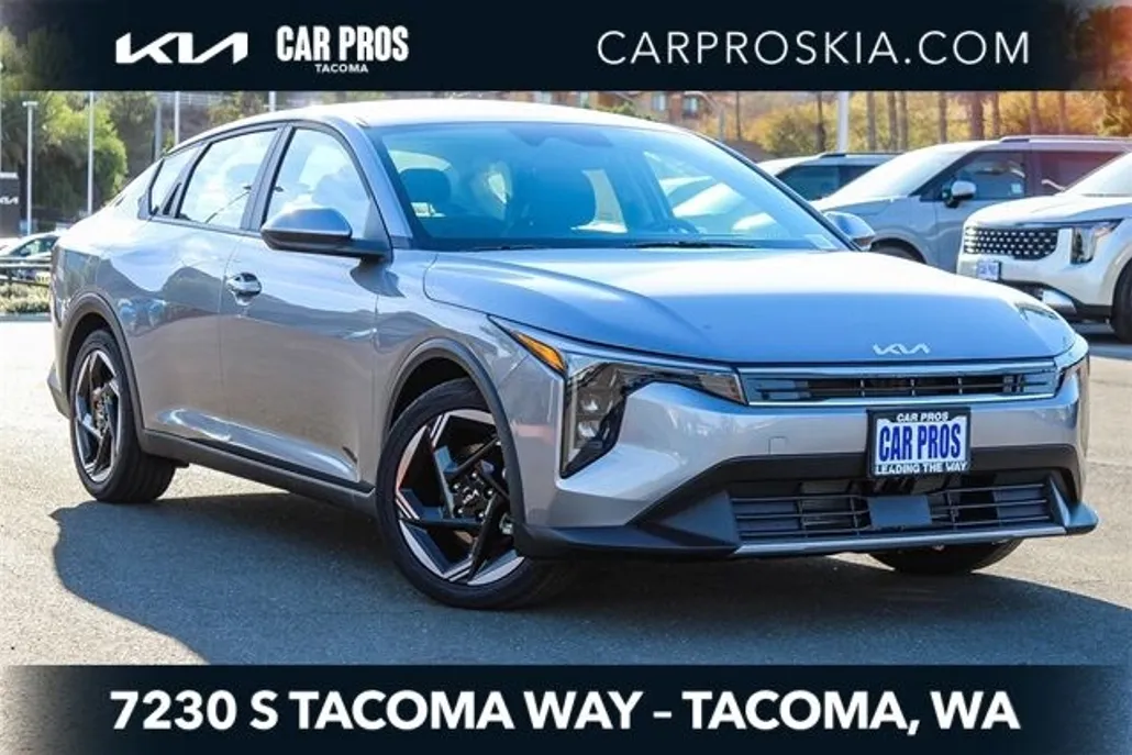 2025 Kia K4 EX photo 1