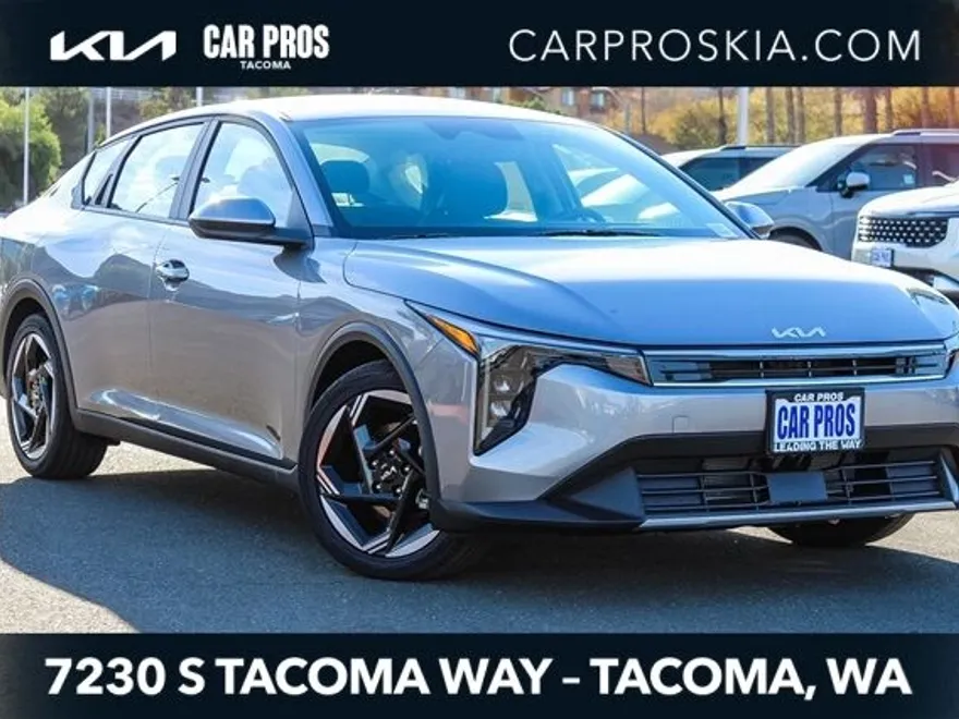 2025 Kia K4 EX photo 1