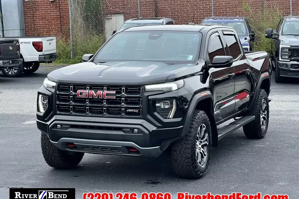 2023 Gmc Canyon AT4 photo 1