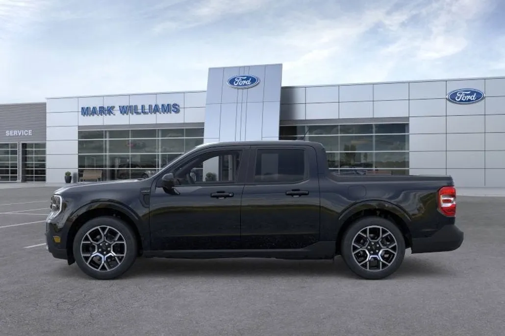 2025 Ford Maverick Lariat photo 1