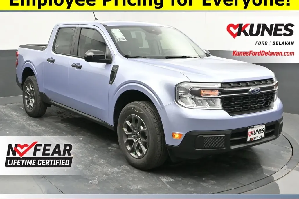 2024 Ford Maverick XLT photo 1