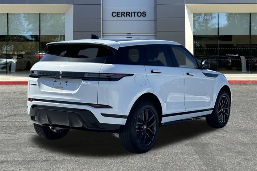 2024 Land Rover Range Rover Evoque Dynamic SE photo 1