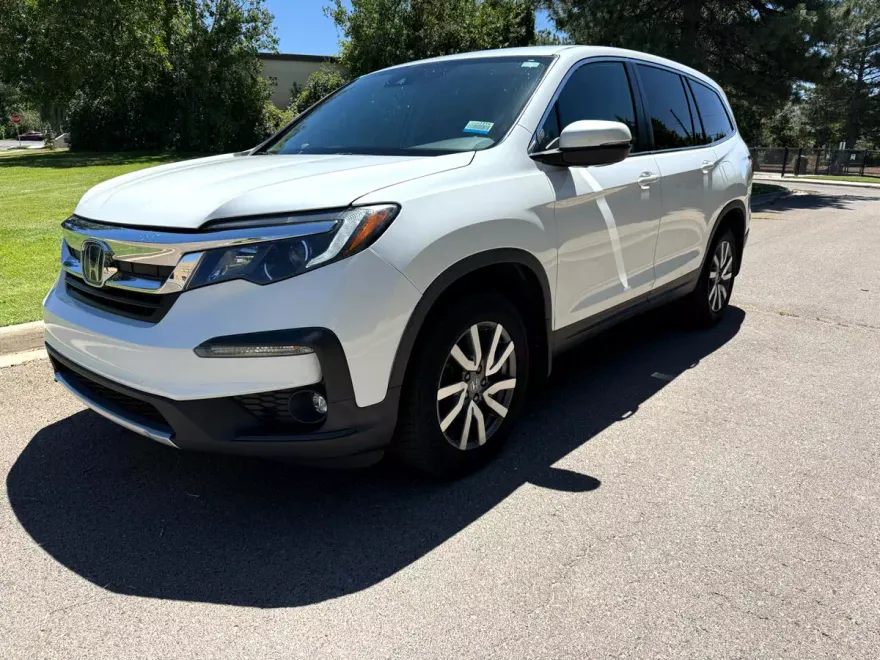 2020 Honda Pilot EX photo 1