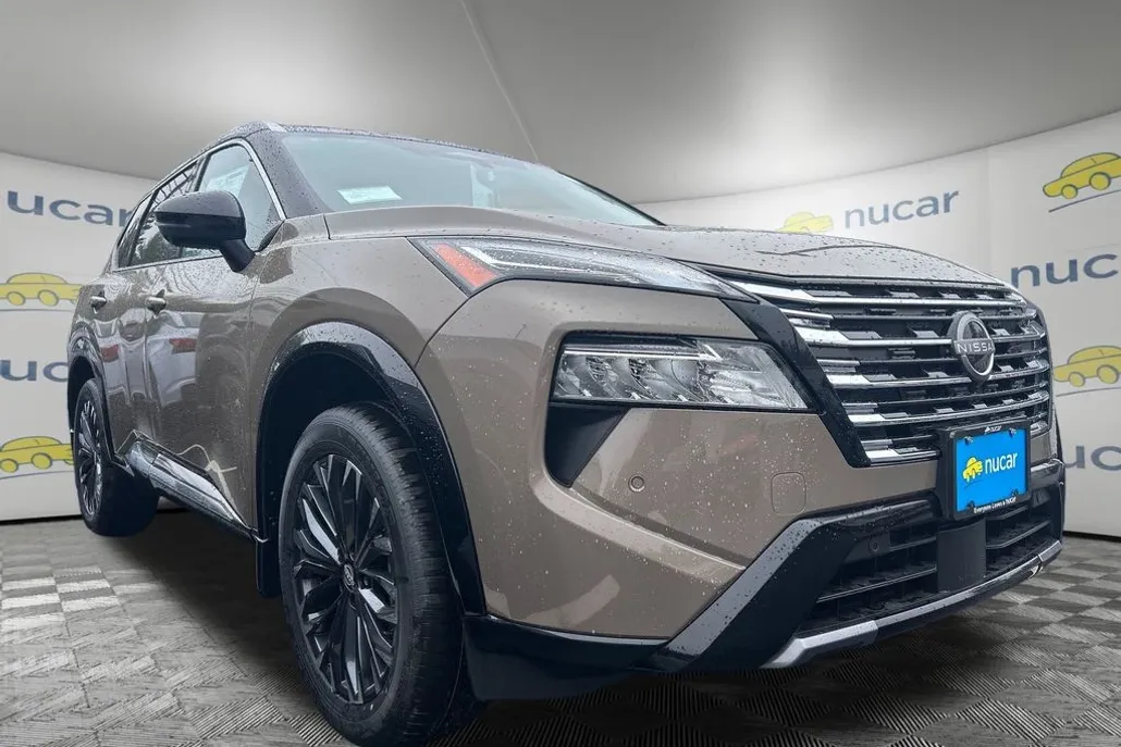 2025 Nissan Rogue Platinum photo 1