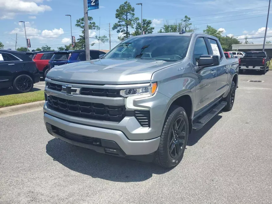 2025 Chevrolet Silverado 1500 RST photo 1
