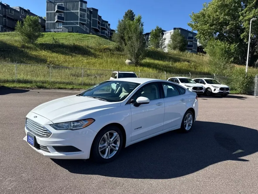 2018 Ford Fusion Hybrid S photo 1