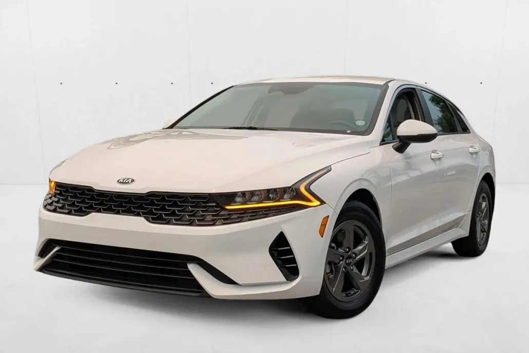 2021 Kia K5 LXS photo 1