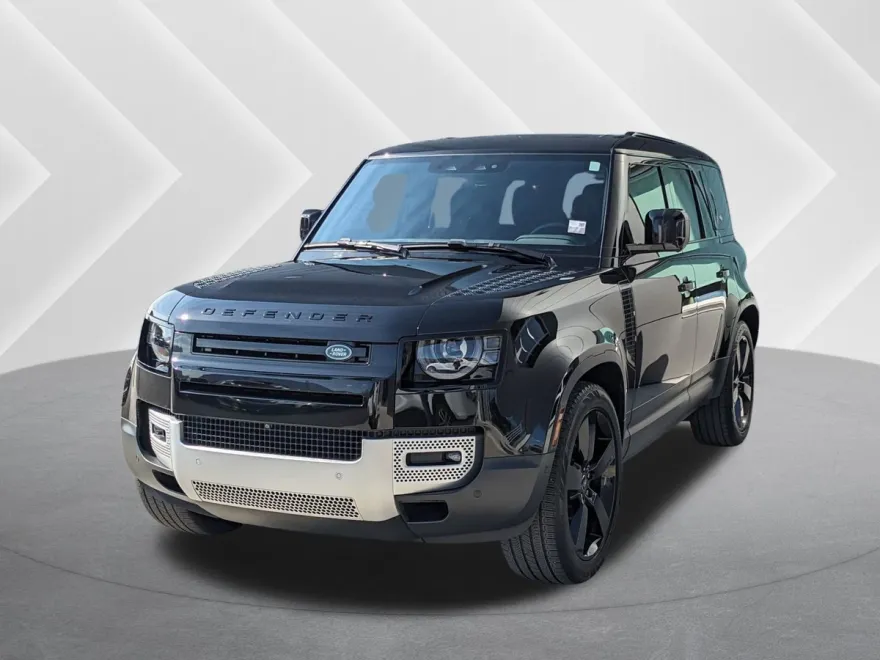 2024 Land Rover Defender 110 S photo 1