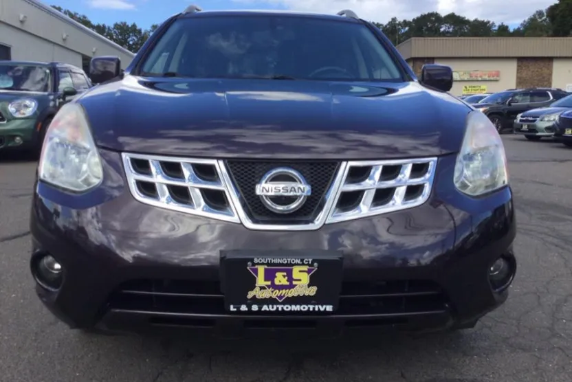 2013 Nissan Rogue SL photo 1