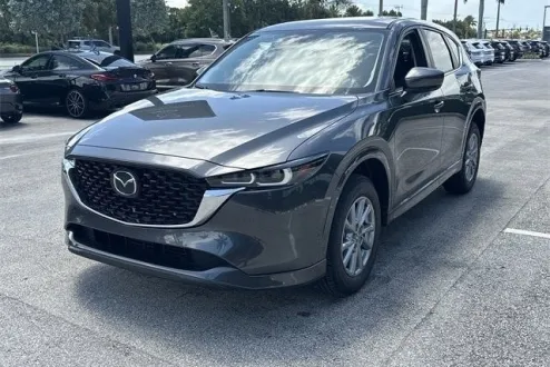 2025 Mazda CX-5 2.5 S Preferred photo 3