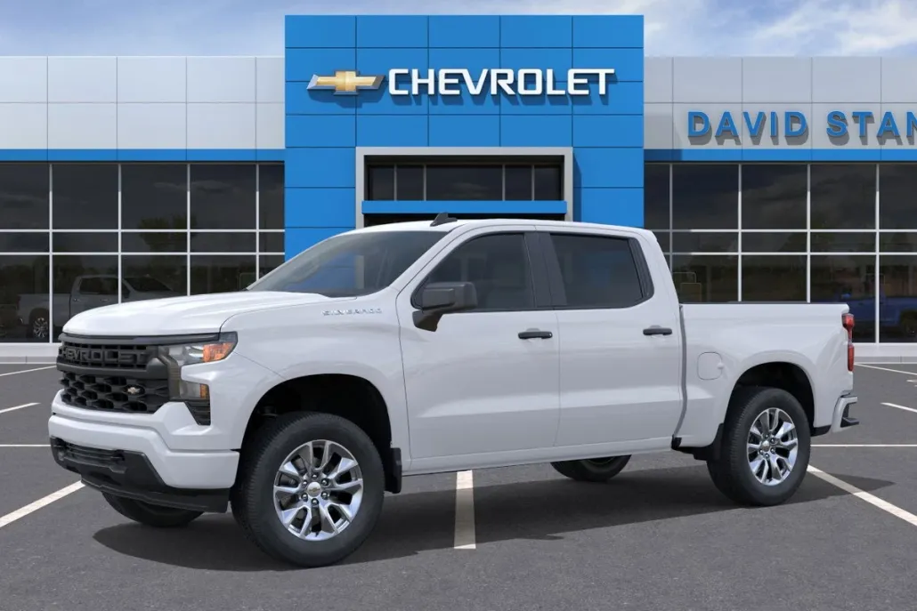 2025 Chevrolet Silverado 1500 Custom photo 1