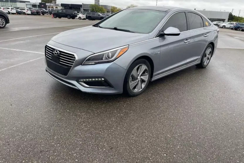 2016 Hyundai Sonata Limited photo 1