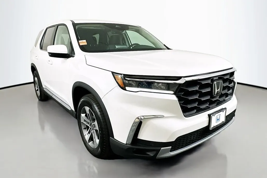 2025 Honda Pilot EX-L photo 1