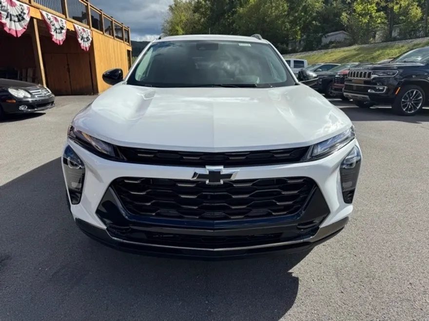 2026 Chevrolet Trax ACTIV photo 1