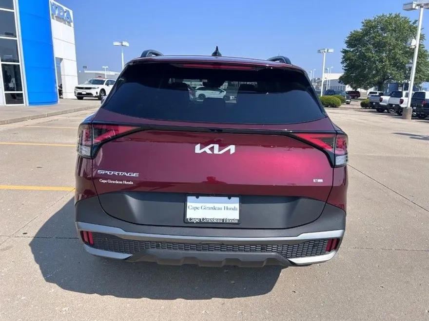 2023 Kia Sportage X-Line photo 1
