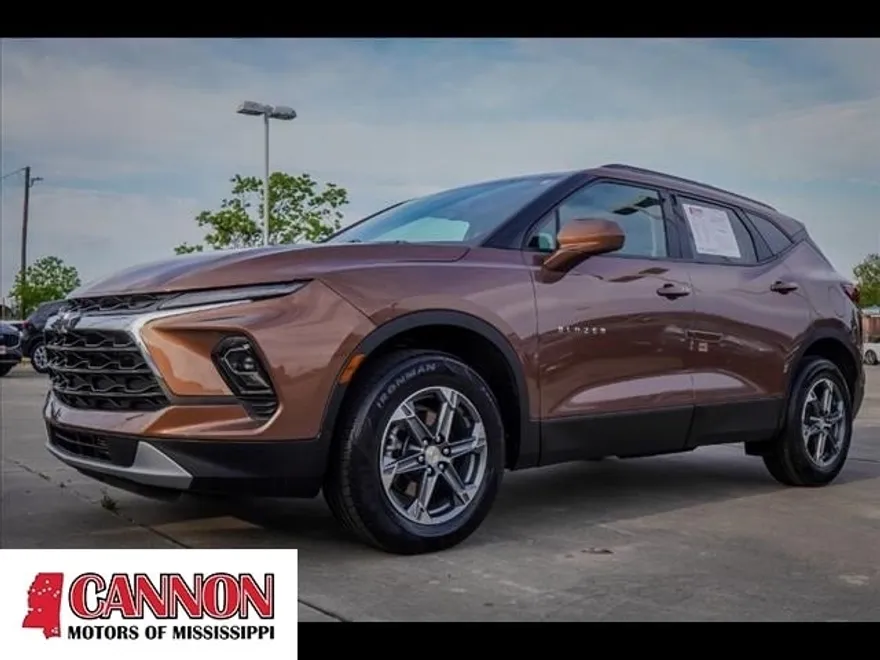 2023 Chevrolet Blazer 2LT photo 1
