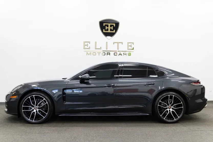 2021 Porsche Panamera 4 photo 1