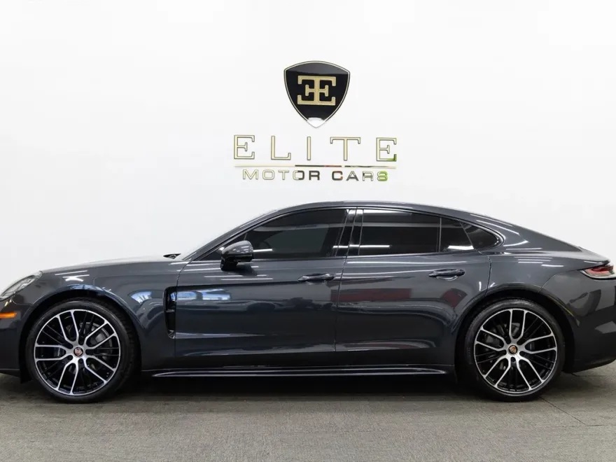 2021 Porsche Panamera 4 photo 1